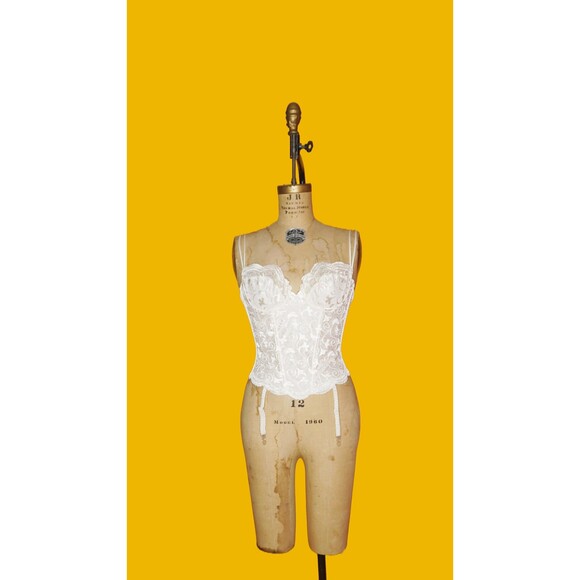 1980s-1990s VICTORIAS SECRET Gold Label Lace Bow Corset W/GARTER Belt Straps. S